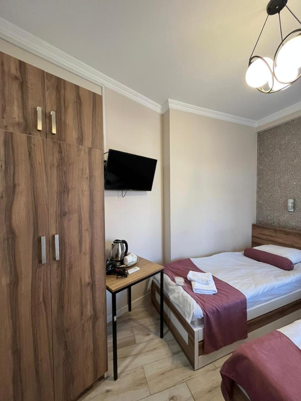 Mahali Hotel Batoumi Extérieur photo