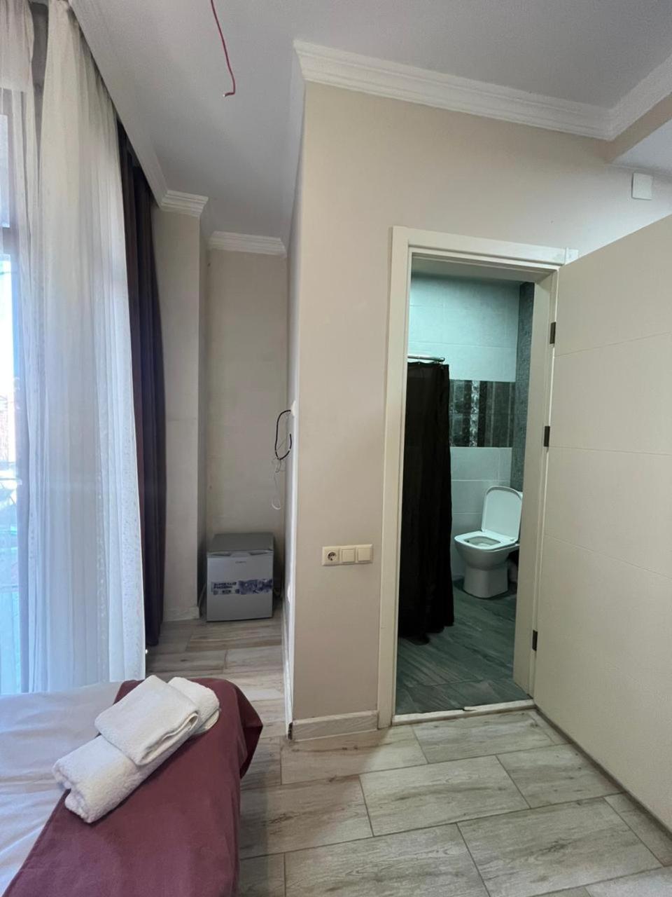 Mahali Hotel Batoumi Extérieur photo