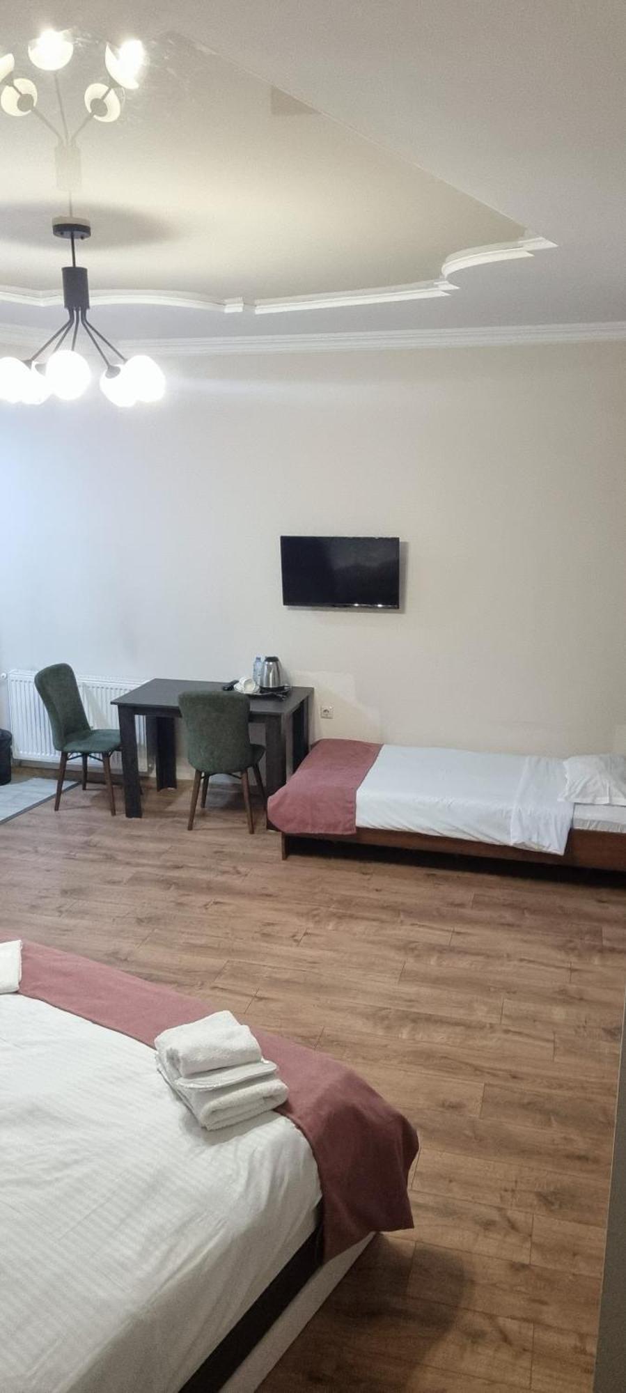 Mahali Hotel Batoumi Extérieur photo