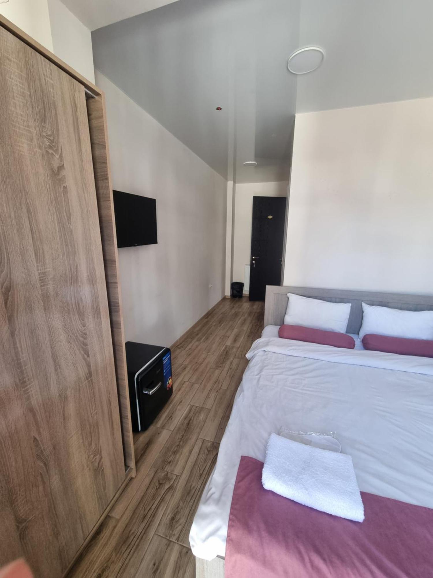 Mahali Hotel Batoumi Extérieur photo