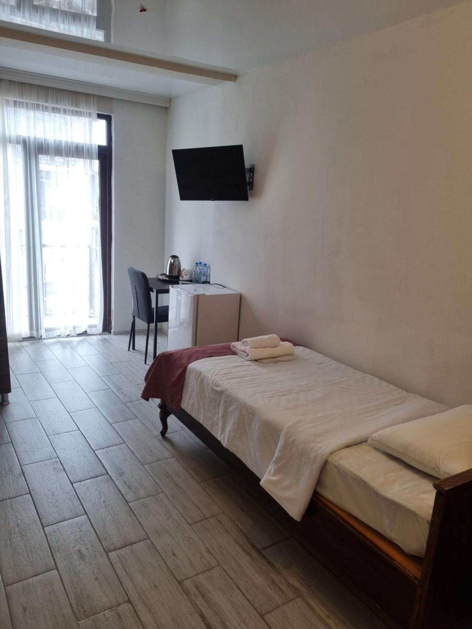 Mahali Hotel Batoumi Extérieur photo