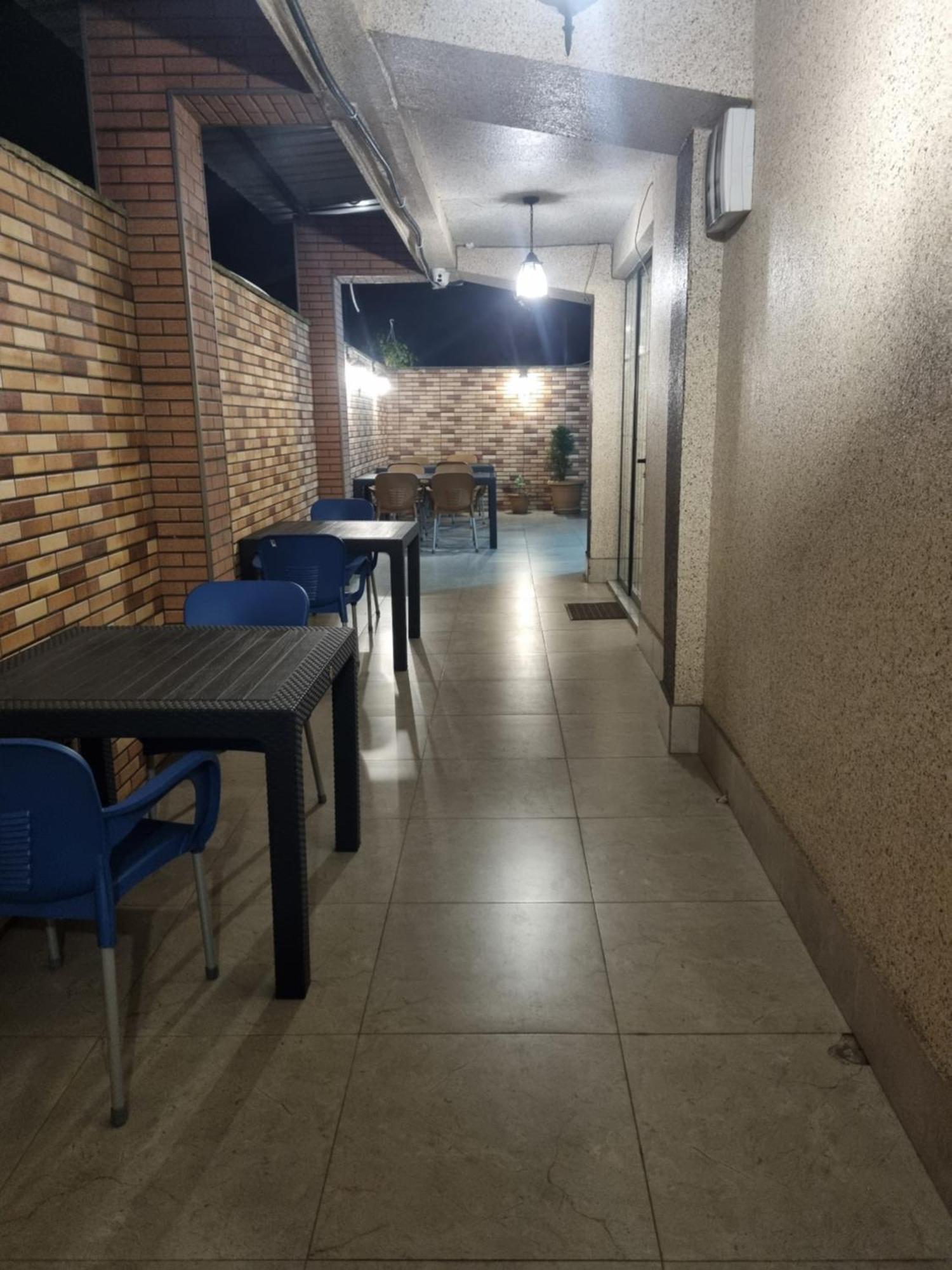 Mahali Hotel Batoumi Extérieur photo