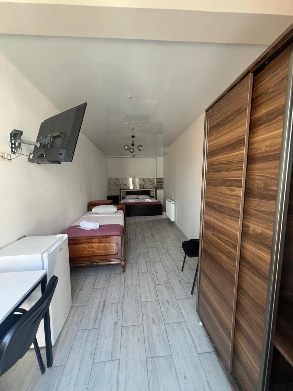 Mahali Hotel Batoumi Extérieur photo